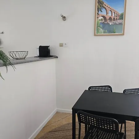 Apartment Bright Near The Arena And Train Station